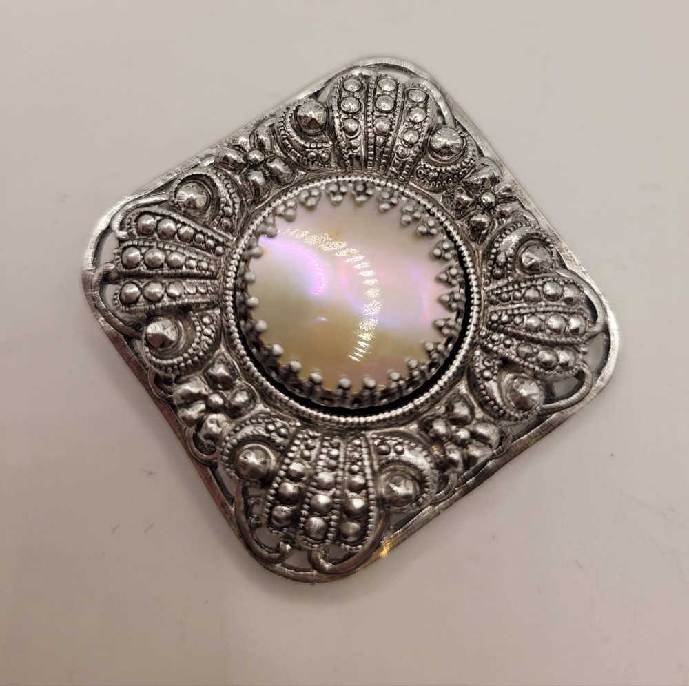 Mother Of Pearl Made In Germany Silver Tone Vintage Brooch Pin
